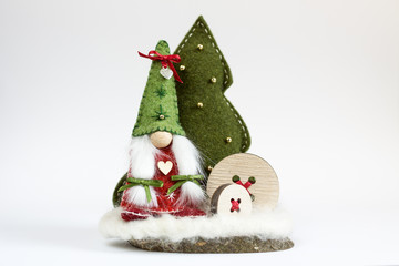 Lavori artigianali in feltro per la festività del Natale