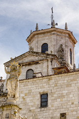 Virgen de la Asunción y catedral de santander