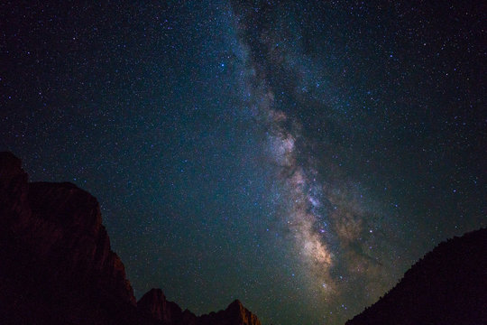 Milky way over Zion national park