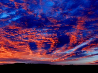 Amanecer nubes colores
