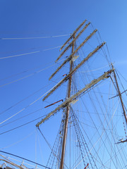 Obraz premium Foremast with spars and rigging