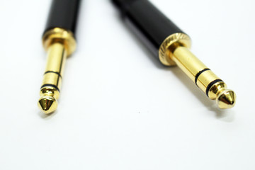 Klinken Kabel auf weißem Hintergrund