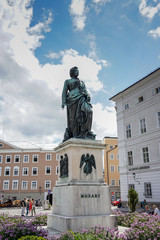 Obraz premium Mozart statue Salzburg