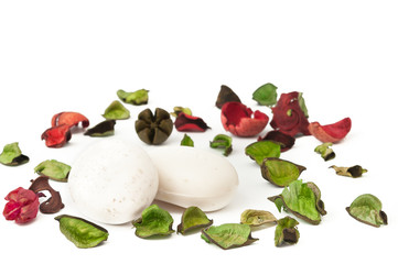 Naturseifen aus Ringelbume und Heide