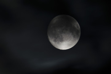 Der Mond