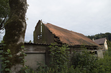 Verfallenes Wohnhaus