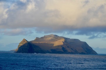 フェロー諸島 Faroe Islands ヴァーガル島 ヴァーアル島 Vágur Vagar Island ガウサダールル Gásadalur - 179567309