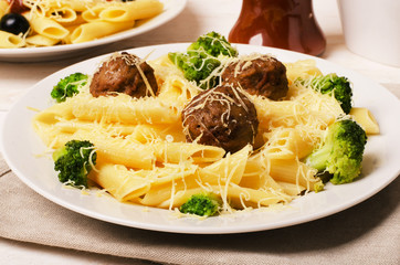 Pasta penne with meatballs