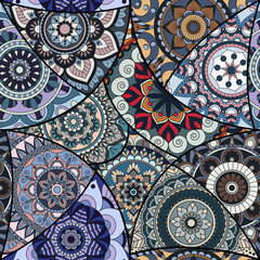 Seamless pattern tile with mandalas. Vintage decorative elements. Hand drawn background. Islam, Arabic, Indian, ottoman motifs. Perfect for printing on fabric or paper.