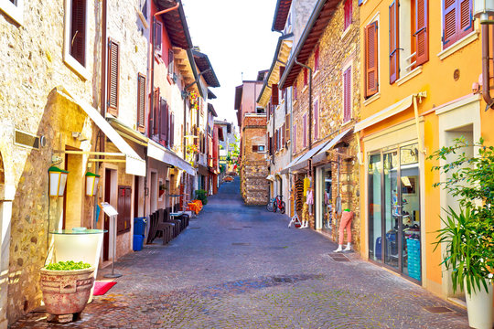 Lago di Garda town of Sirmione colorful street view