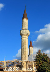 Fototapeta na wymiar Mosque on the reconstruction