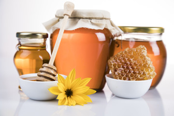 Fresh honey with honeycomb