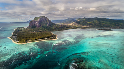 Onderwaterwaterval in Mauritius