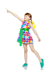 Little girl gesticulating.