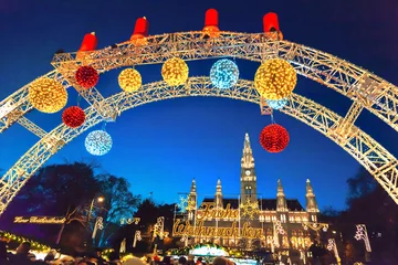 Zelfklevend Fotobehang Christmas market in Vienna © adisa