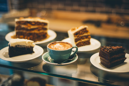 รูปภาพChapin เลือกดูภาพถ่ายสต็อก เวกเตอร์ และวิดีโอ584 Adobe Stock