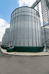 Obraz premium Modern large granary. Sunny day.