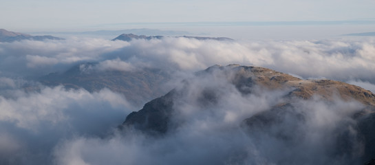 Fototapeta na wymiar Looking above the clouds from Beinn Ime
