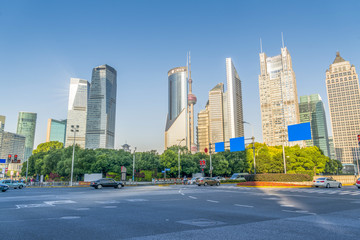 Naklejka premium Szanghajskie wieżowce dzielnicy finansowej Lujiazui