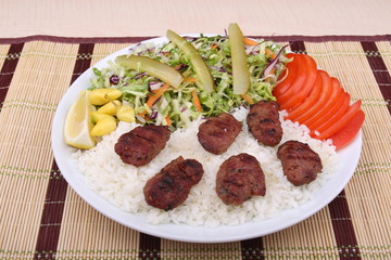 ızgara kasap köfte servis