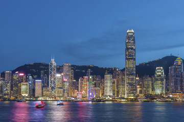 Obraz na płótnie Canvas Victoria Harbor of Hong Kong city at dusk
