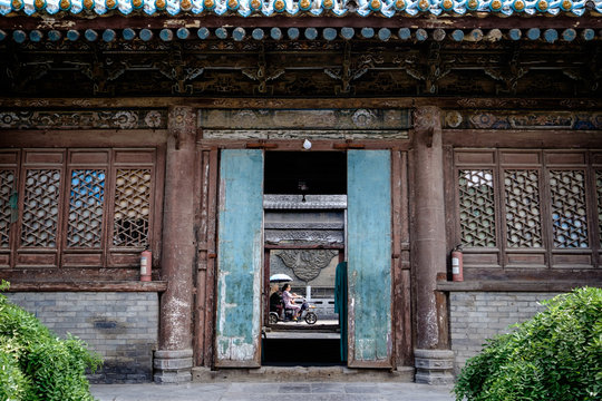 Facade and door of the Chinese mosque of Xi'an