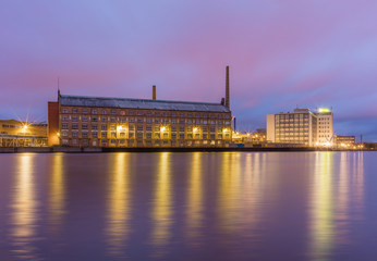 Berlin Schoeneweide / HTW, Hochschule f&uuml;r Technik und Wirtschaft, Sch&ouml;neweide, Spree River old Industry and University, moody sky, Sch&ouml;neweider Architektur, Industriegeb&auml;ude, Bauten, Skyline, Spree