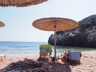 Wypoczynek na plaży greckiej wyspy Thassos