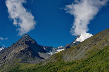 Obraz na płótnie Canvas The highest mountain of Siberia