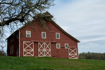 Classic Red Barn