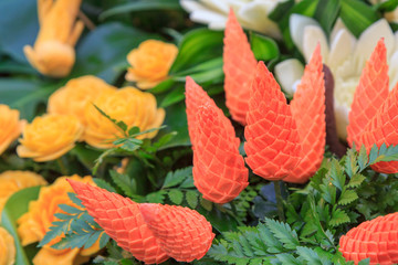 carrot carve  / carve the carrot to flower shape