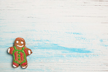 Vintage wooden background with gingerman
