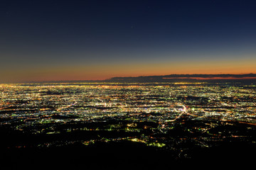 東京～横浜～湘南の夜景　マジックアワー　丹沢大山山頂からの風景