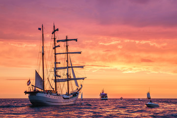 Segelschiffe auf der Hanse Sail in Rostock
