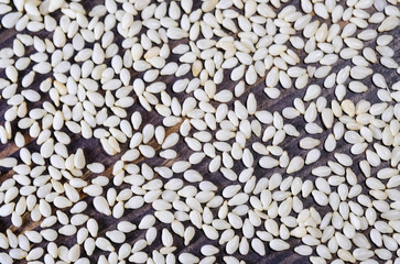 Many seeds of sesame