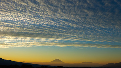 the sky at dawn and Mt. Fuji