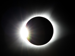 Left Diamond Ring