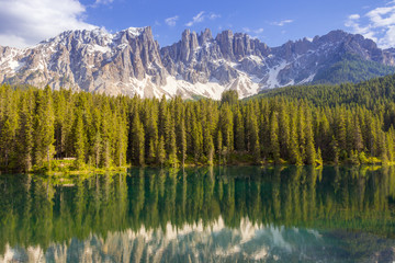 Fototapeta na wymiar Lake Carezza with Mount Latemar, Bolzano province, South tyrol, Italy