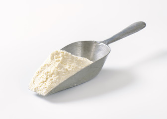 scoop of wheat flour
