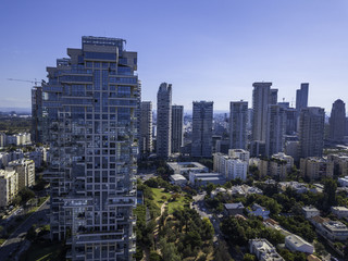 Park Tzameret akirov is a newly built residential neighborhood of Tel Aviv israel apartment buildings, surrounded by green space panoramic view Kikar Hamedina