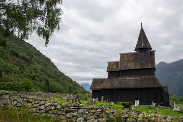 Stabkirche Urnes, Ornes, Norwegen © U. Gernhoefer