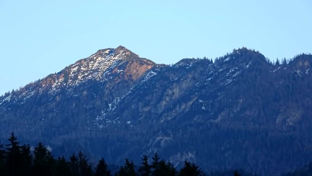 Berge im Sonnenuntergang bei Kramsach, &Ouml;sterreich
