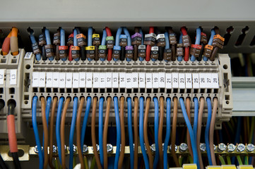 Connecteurs &eacute;lectrique