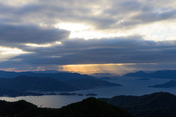 瀬戸内海の夕景