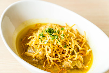 curry noodles soup with soft pork ribs
