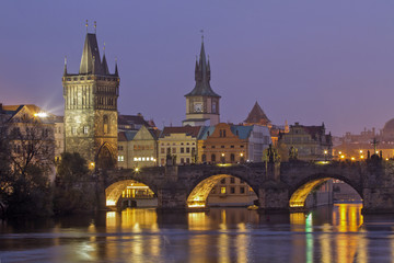 Fototapeta na wymiar Night view of the River Vltava and Charles Bridge .Prague, Czech republic. 