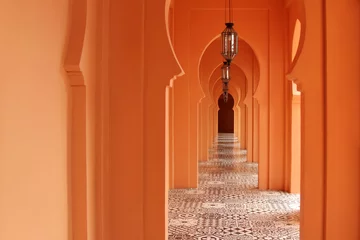 Foto op Canvas Toegangsboog in Marokkaanse architectuurstijl © Rawich Liwlucksaneey