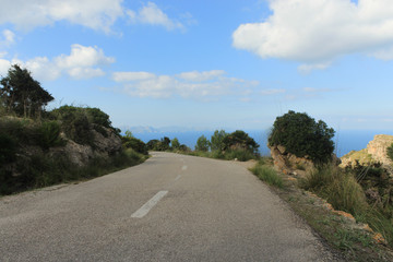 Naklejka premium road to mallorca coast