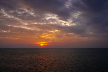 Fototapeta premium Sunset at sea, peaceful and beautiful landscape.
