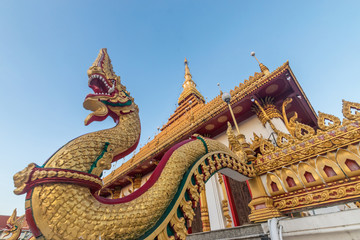 Fototapeta na wymiar Phra Mahathat Kaen Nakhon, Wat nong wang Khon Kaen